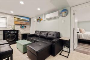 featured image of 27 S Oakland Ave