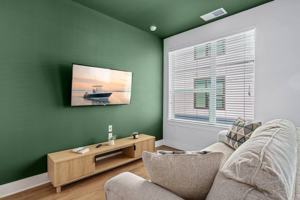 featured image of 2609 West Nassau Street