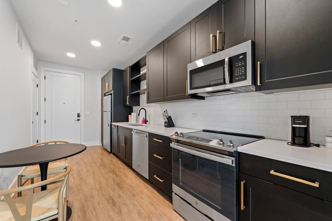 2609 W Nassau St #1312503P - Photo 4 of 19