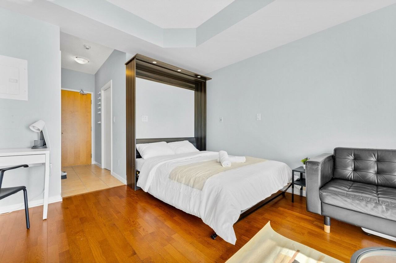 25 York St #1313357P - Photo 4 of 26