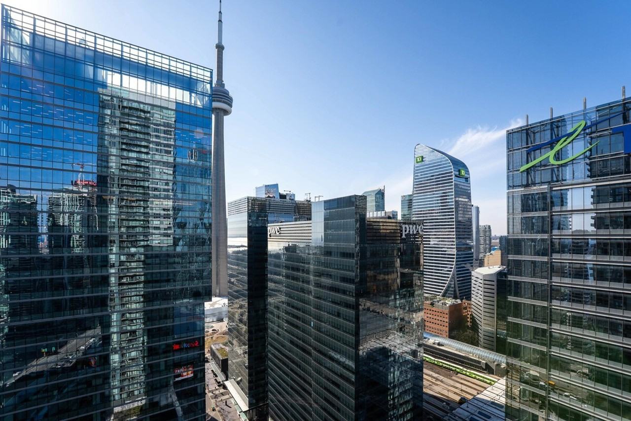 25 York St #1313357P - Photo 2 of 26