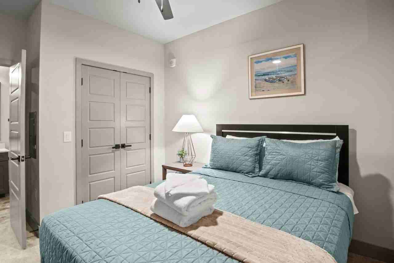 2026 Clifton Ave #1312616P - Photo 4 of 22