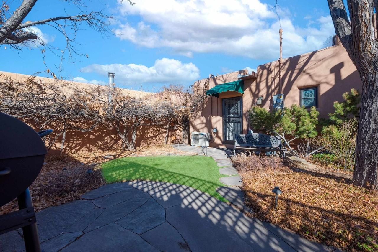 325 Sena St #1313832P - Photo 3 of 21