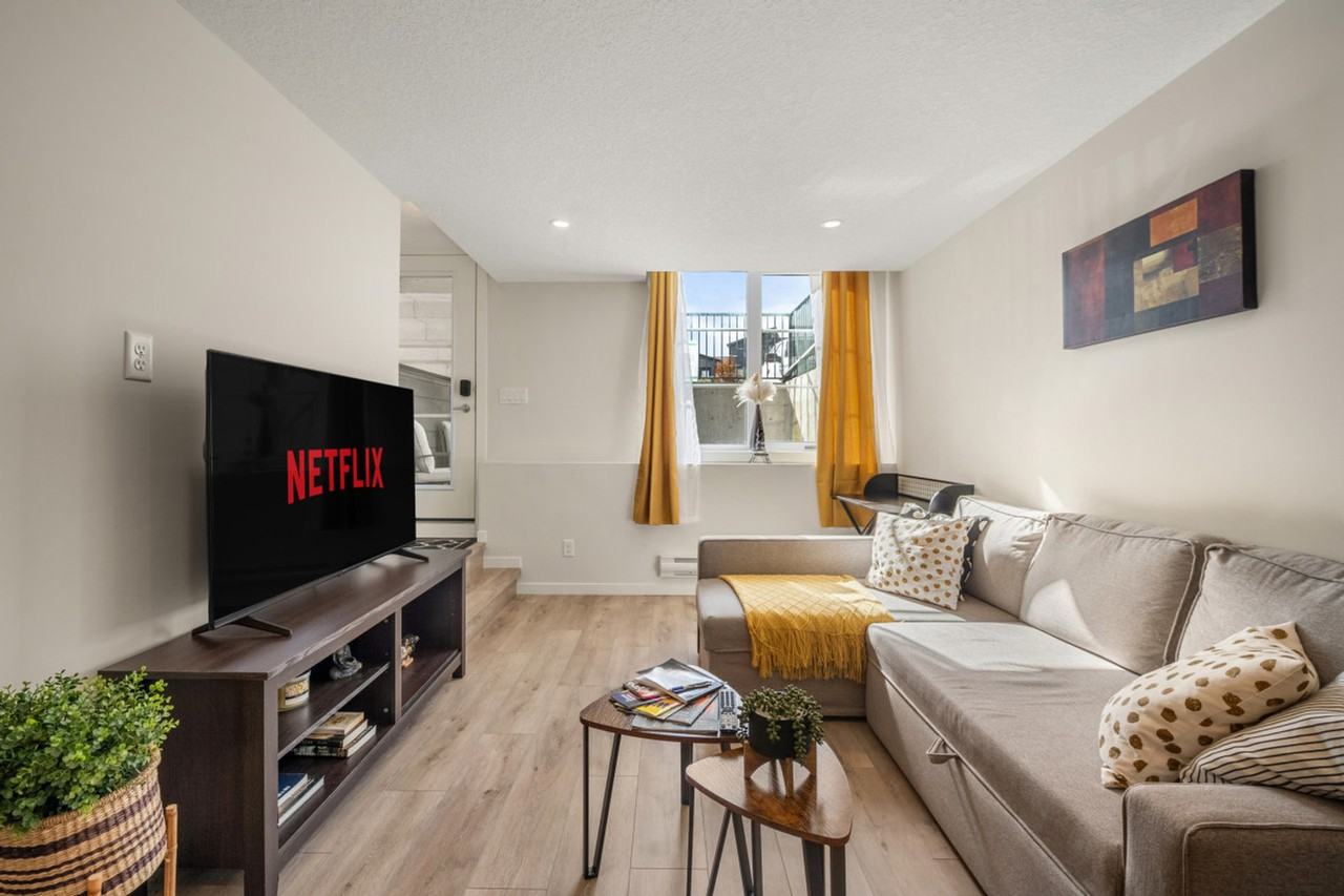 260 Rowley Way Nw #1314498P - Photo 2 of 20