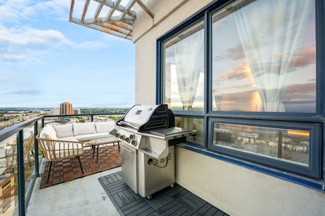 741 Ranchview Cir Nw #1314510P - Photo 2 of 44