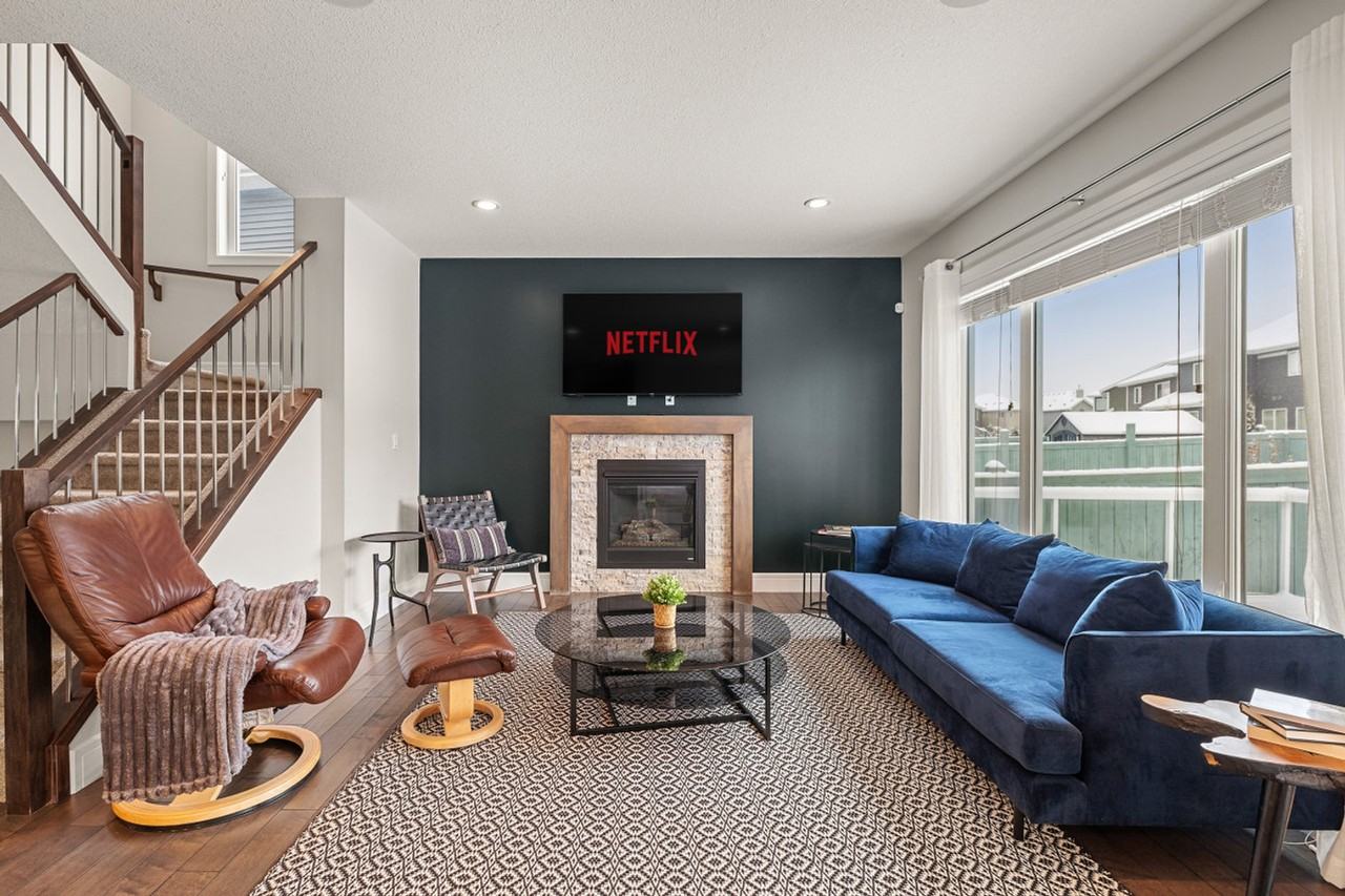 1607 165 Street SW #1314503P - Photo 2 of 42