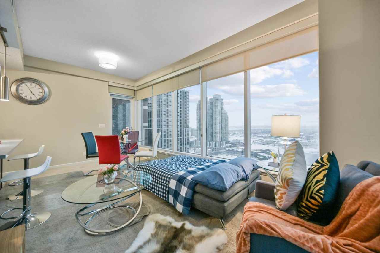 1320 1 St Se #1314523P - Photo 2 of 50