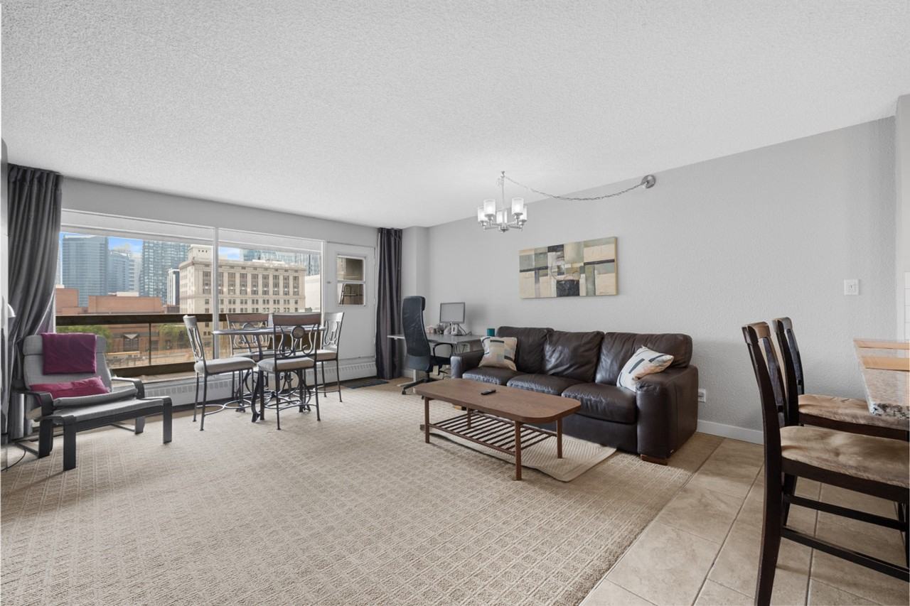 223 6 Ave Se #1314546P - Photo 4 of 39