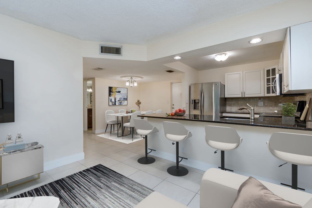 3000 Northeast 5th Terrace - Photo 5 of 22