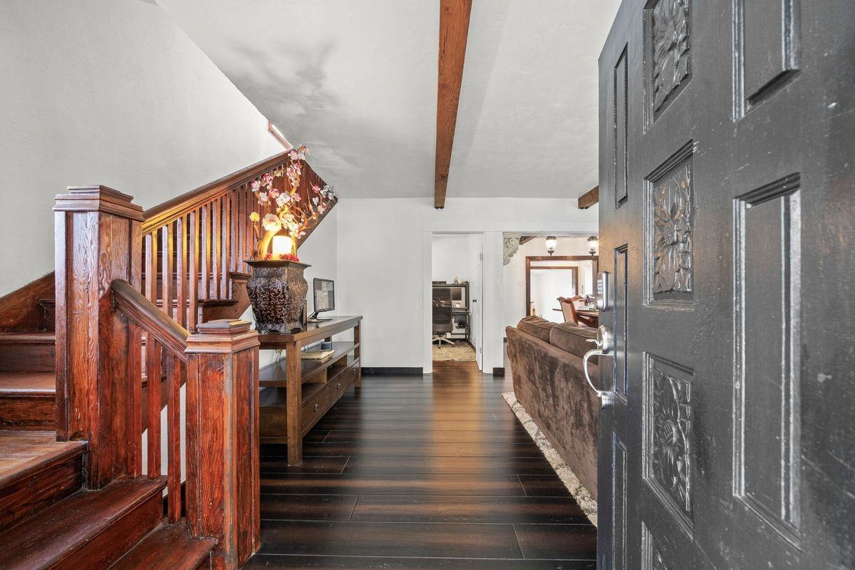 5732 6th Ave - Photo 3 of 24