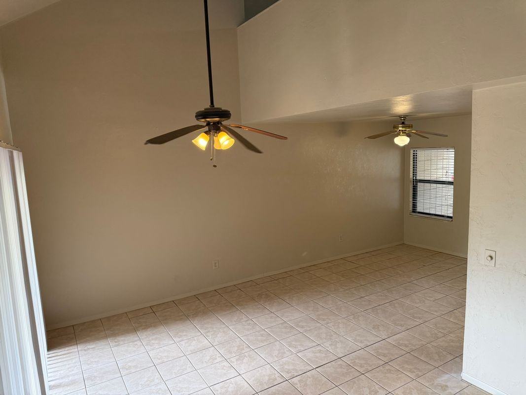 4304 Sw 70th Ter - Photo 7 of 13