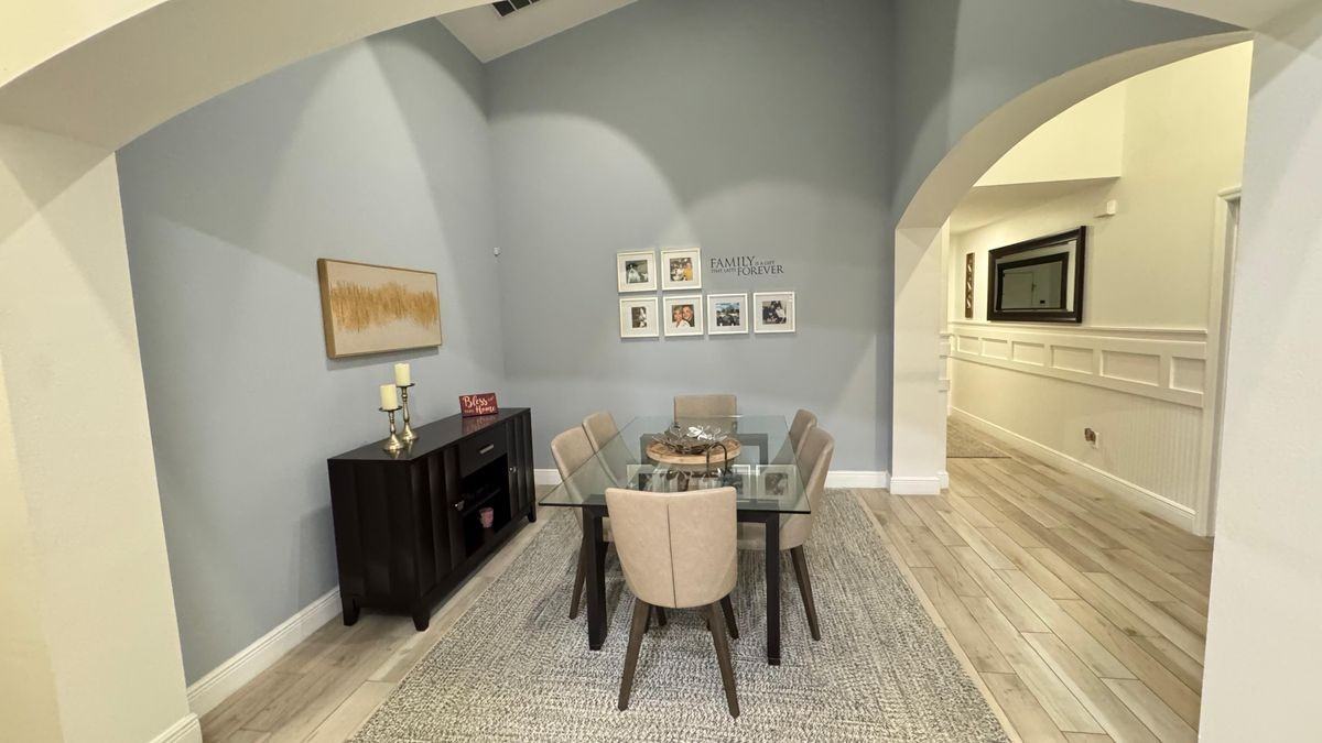 676 Seneca Trl - Photo 6 of 35