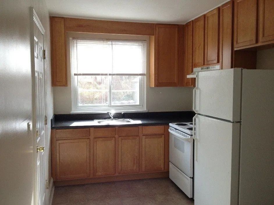 403 Gilmer Street Ext - Photo 3 of 5