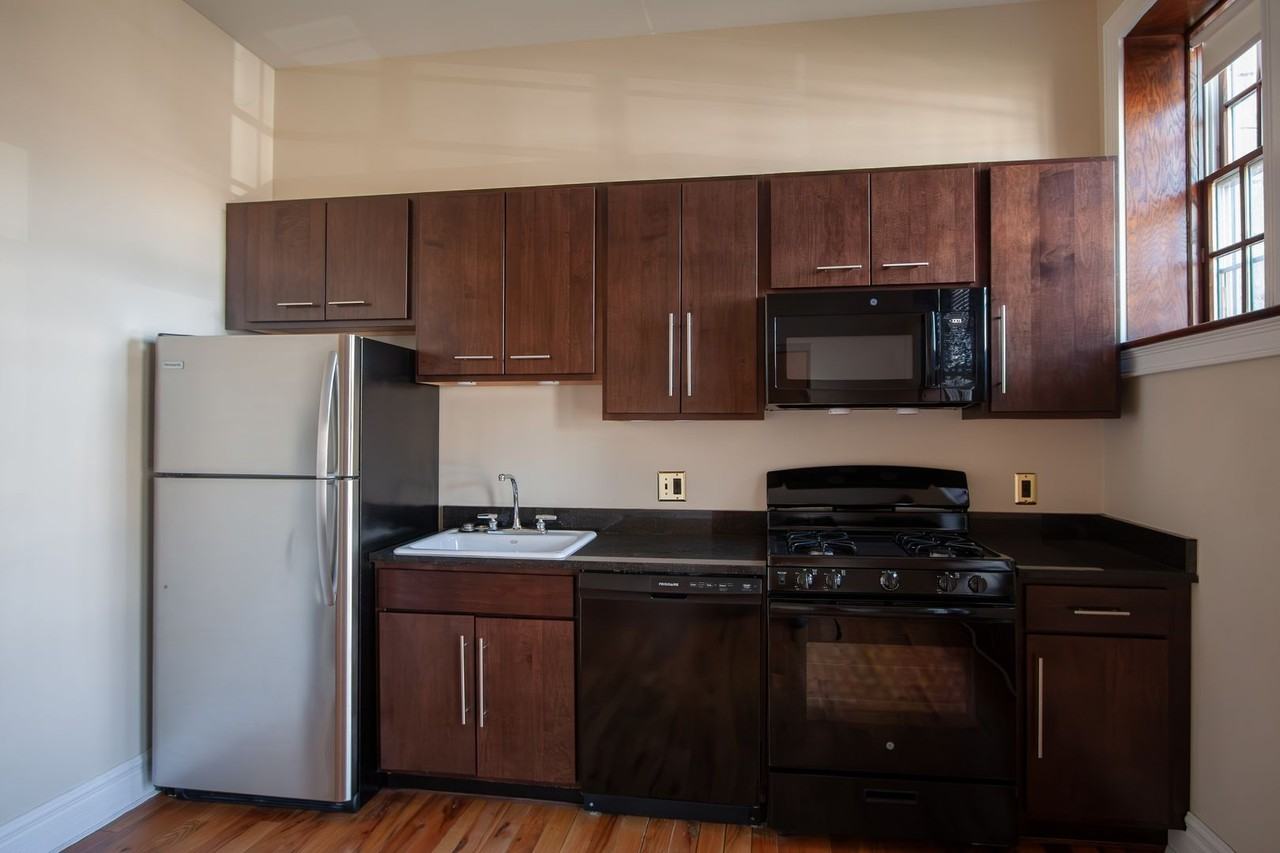 The James Scott Mansion - Photo 7 of 33