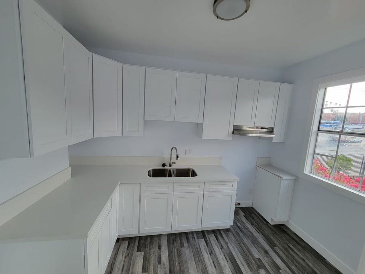 131 N. Alvarado St. - Photo 2 of 19
