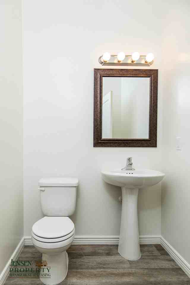 3262 E Livia Dr - Photo 3 of 25