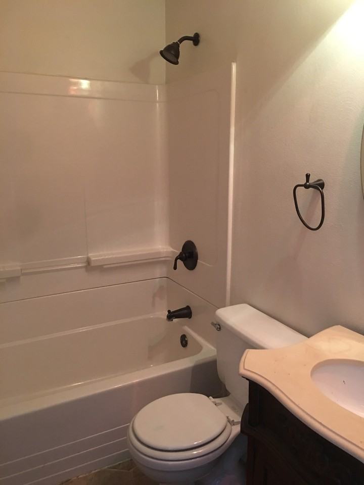 821 10th Avenue Northwest - Photo 5 of 6