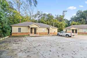 featured image of 800 Martin Street