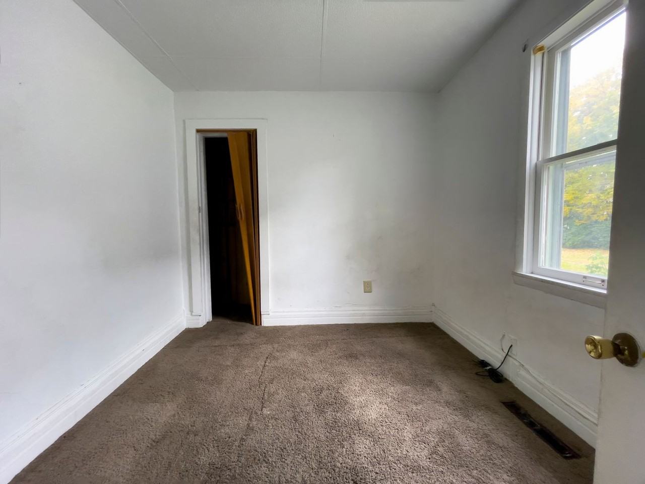 912 South Penn Street - Photo 7 of 25