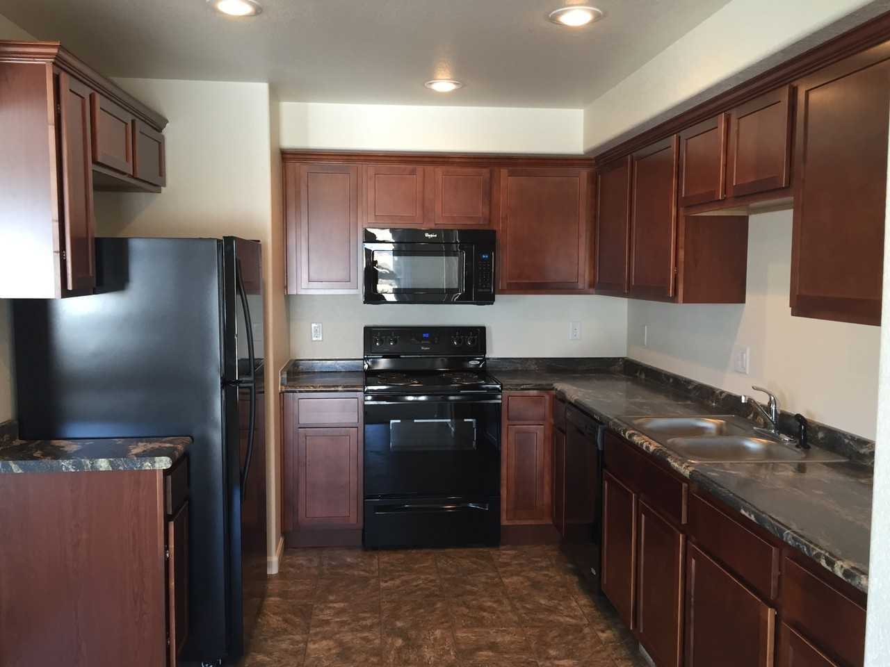 3812 Fire Walker Trl - Photo 2 of 10