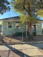 featured image of 1212 11th St