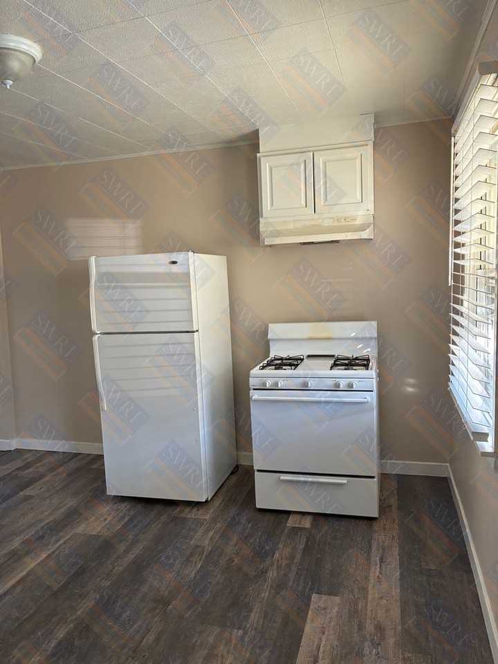 1212 11th Street - Photo 4 of 13