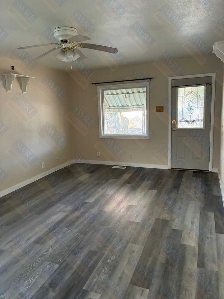 1212 11th Street - Photo 6 of 13