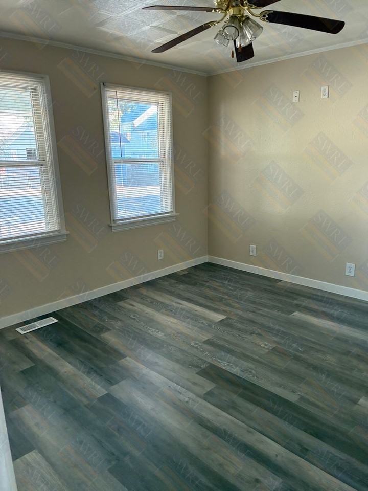 1212 11th Street - Photo 7 of 13