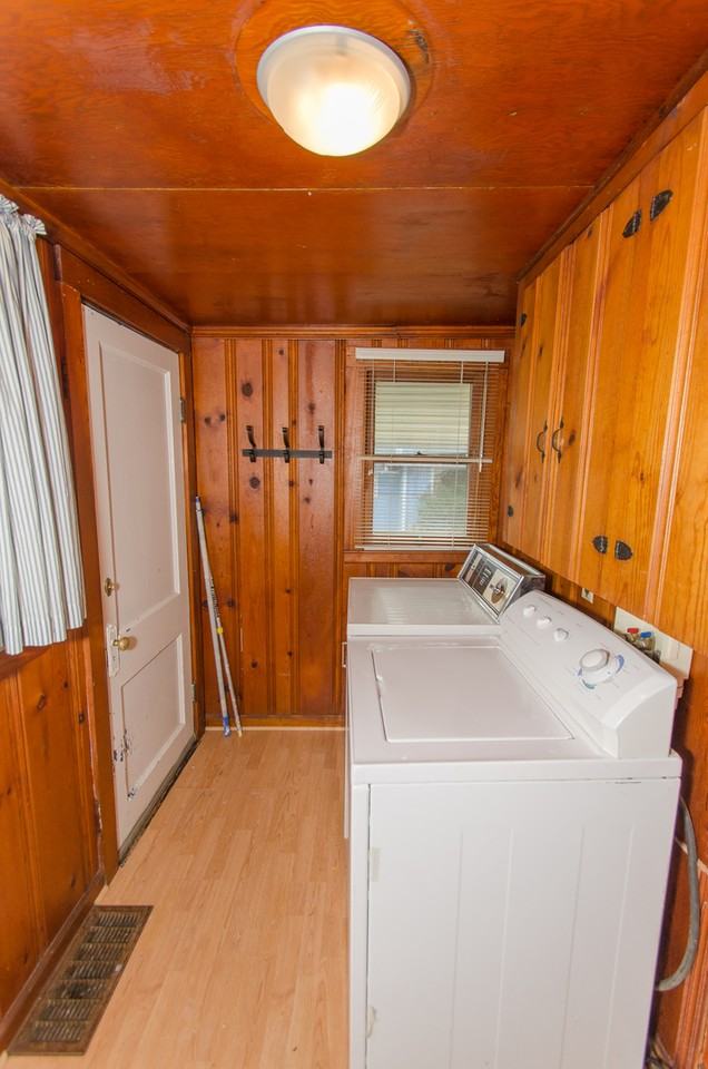 710 E 1st St - Photo 5 of 15