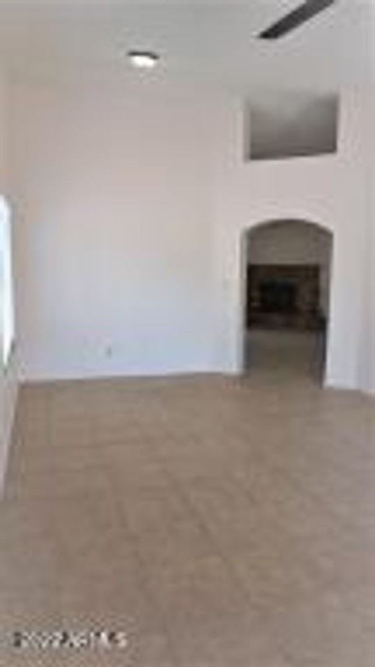 2853 Northridge St - Photo 7 of 49