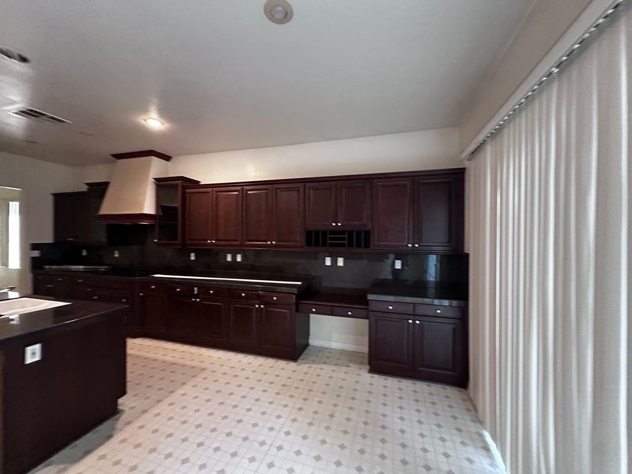 5309 Pelican Hill Dr - Photo 4 of 15