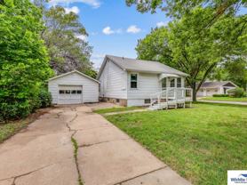 2203 S Santa Fe St - Photo 1 of 1