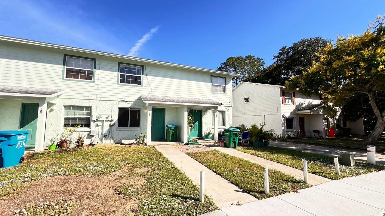 122 Lori Anne Ln - Photo 2 of 23