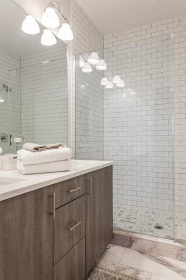 1212 North Paulina Street - Photo 5 of 11