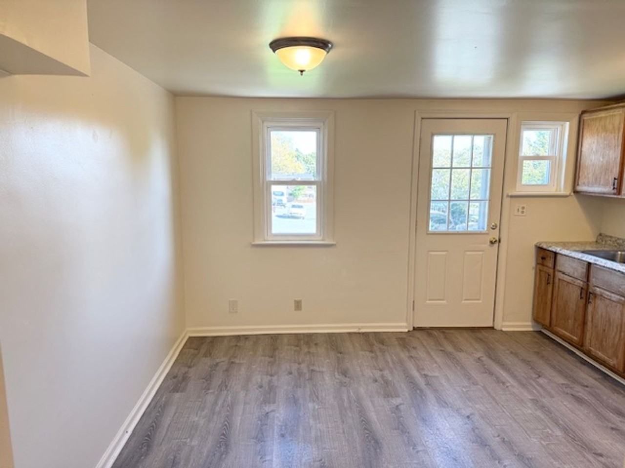 423 Prospect Street - Photo 3 of 11