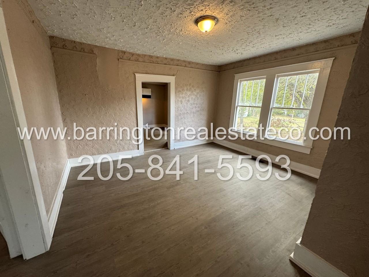 207 16th Ave S - Photo 3 of 6