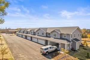 featured image of 251 Hyatt St