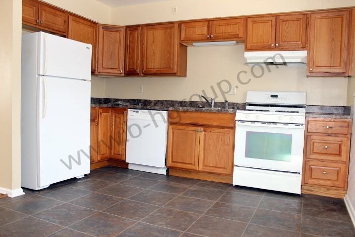 8515 17th Ave - Photo 3 of 20