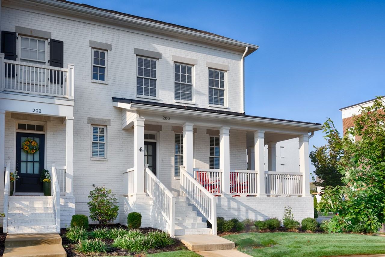 200 St Louis St - Photo 3 of 42