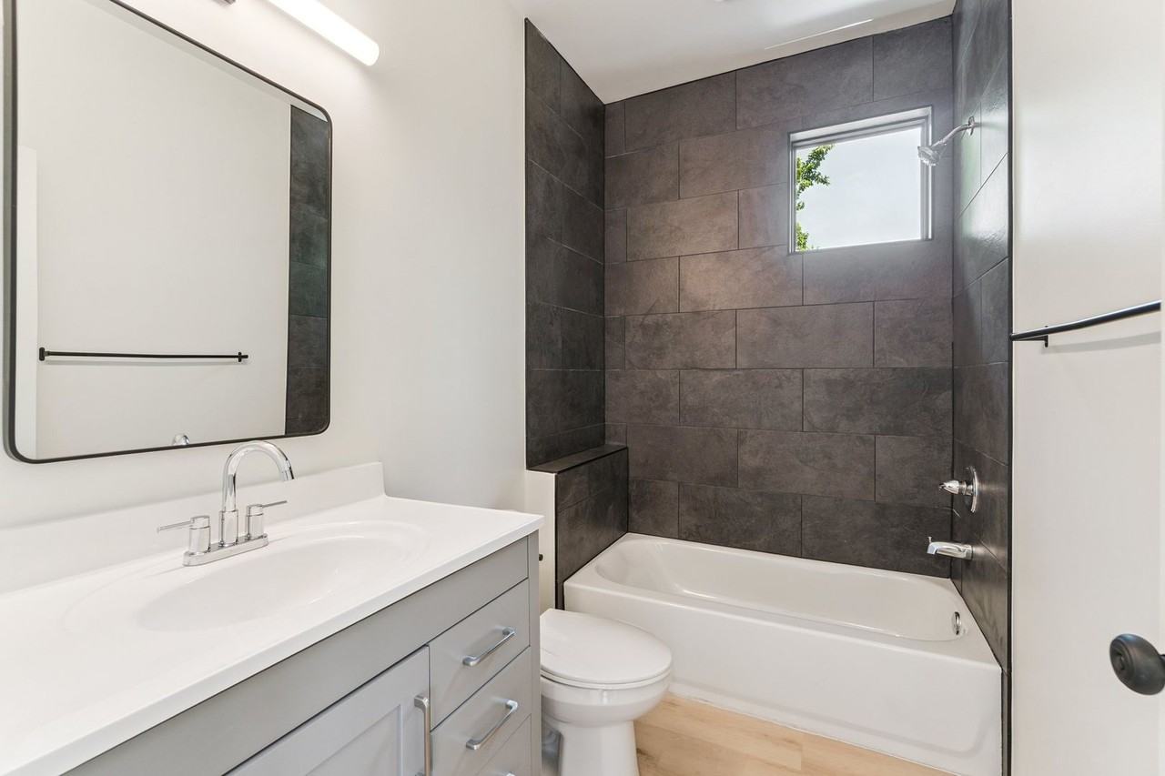 Blackwelder 2 - Photo 7 of 22