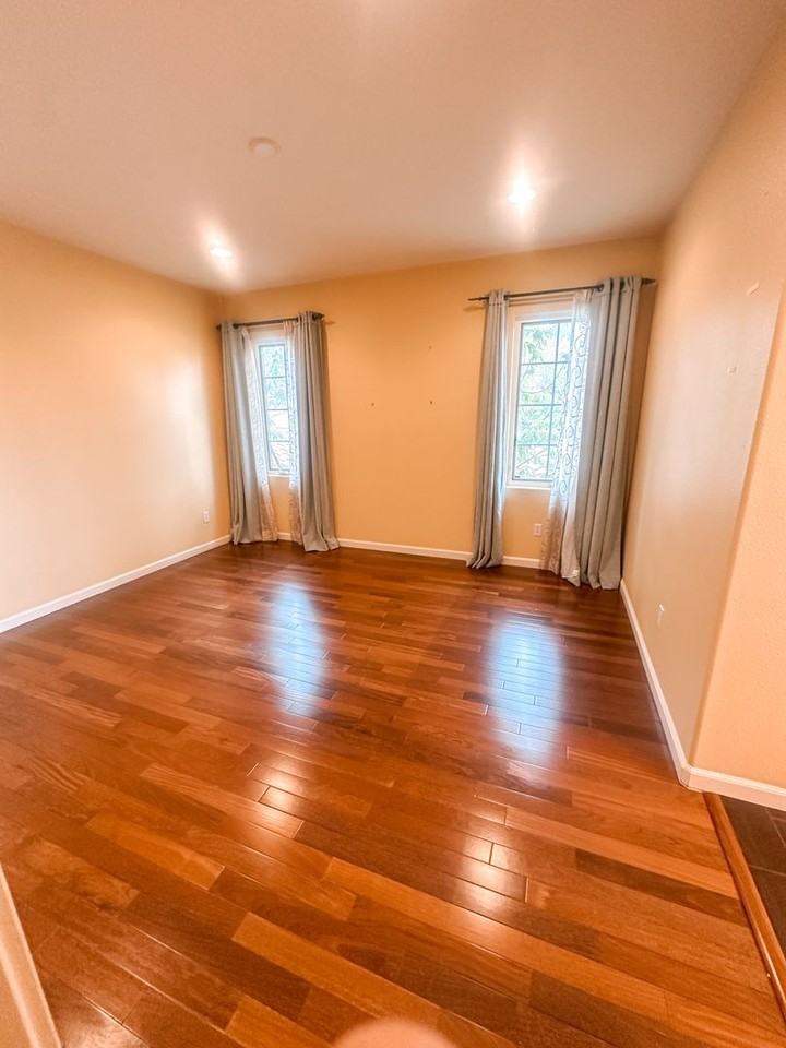 3738 Firpointe St - Photo 4 of 25