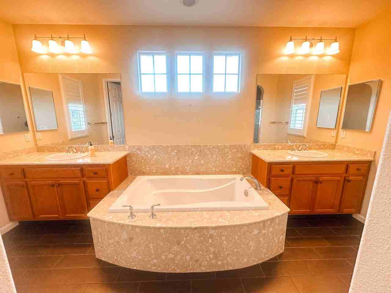 3738 Firpointe St - Photo 7 of 25