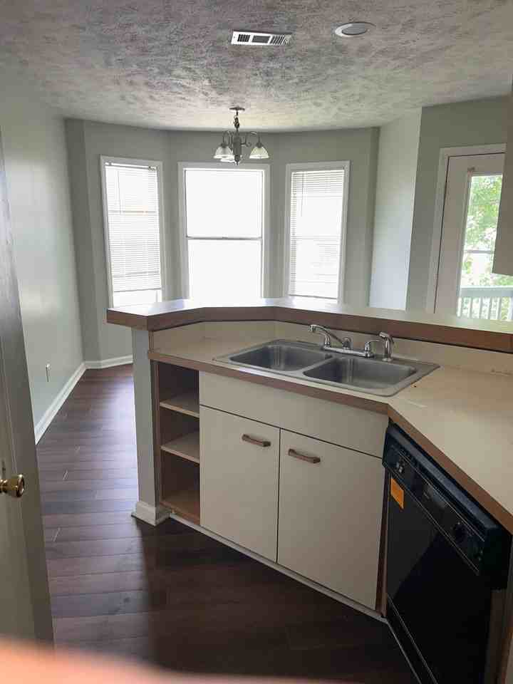 6804 Willowbrook Drive - Photo 2 of 5