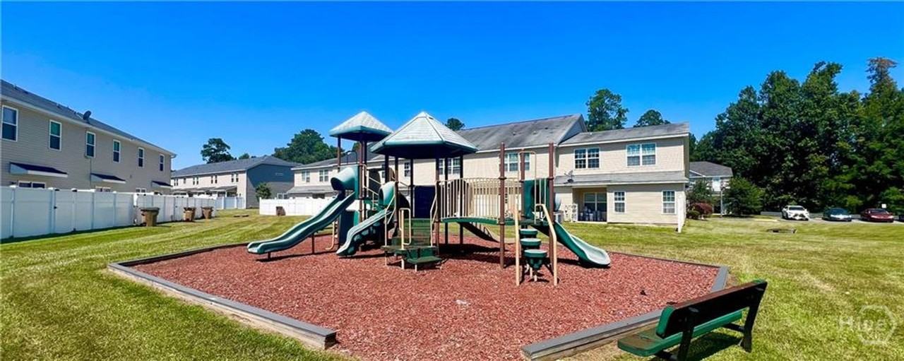 120 Reese Way - Photo 6 of 19