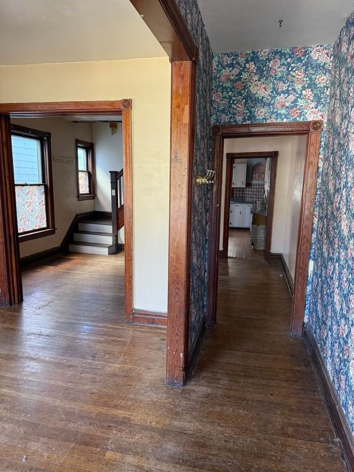 7 W North St - Photo 2 of 23