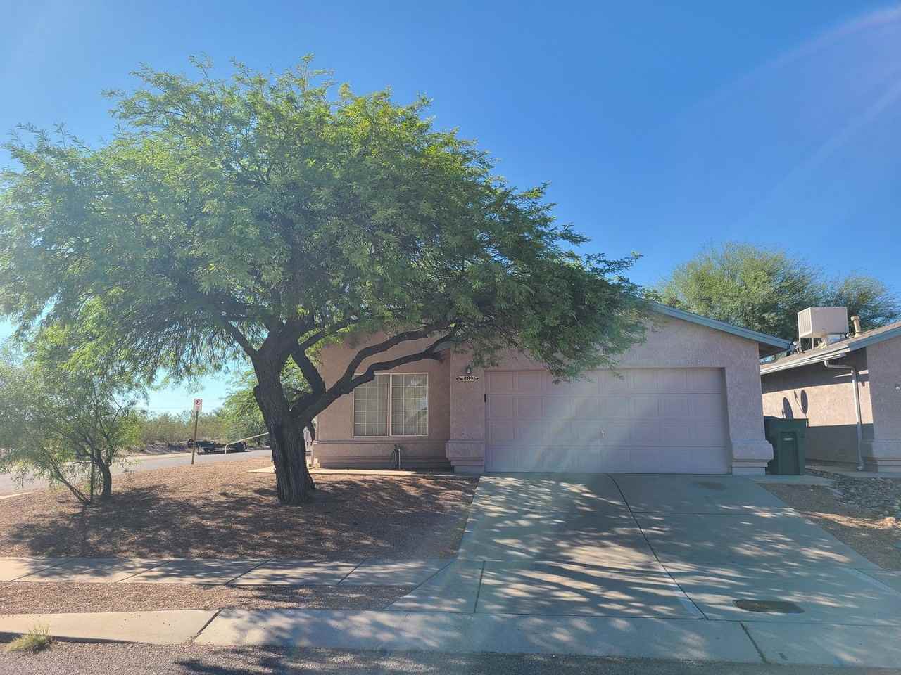 8896 E Apple Tree Dr - Photo 2 of 11