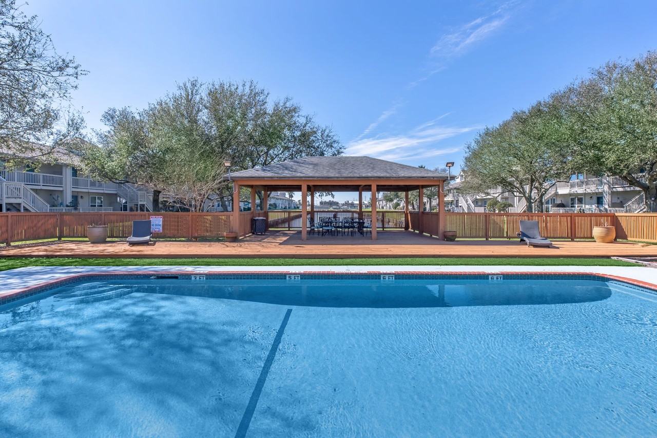 Island Bay - Photo 7 of 18