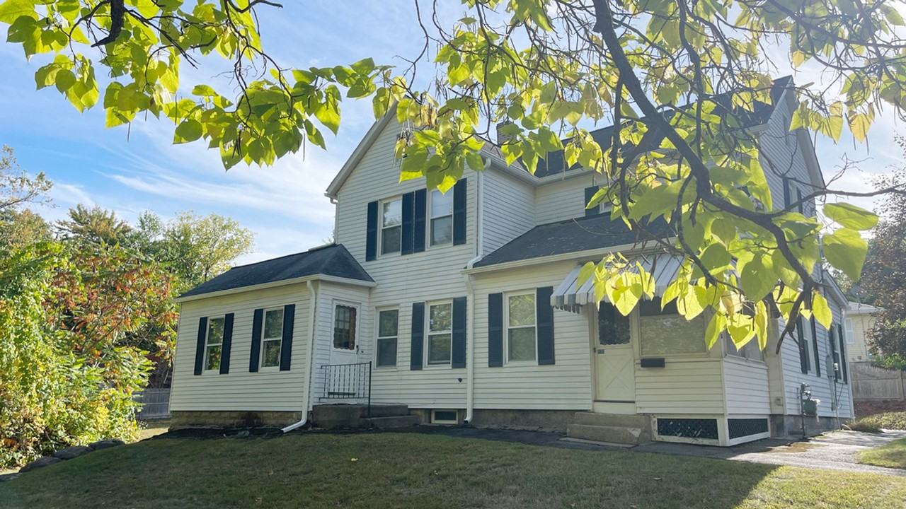 18 Holman Ave - Photo 3 of 50