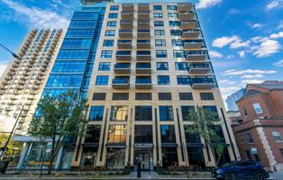 featured image of 101 W Superior St