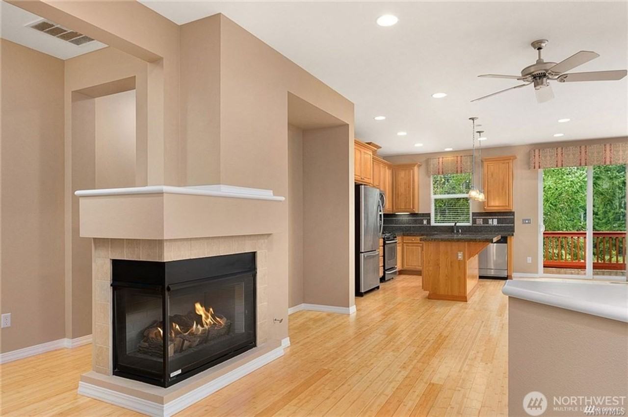 22826 Ne 132nd Pl - Photo 2 of 15